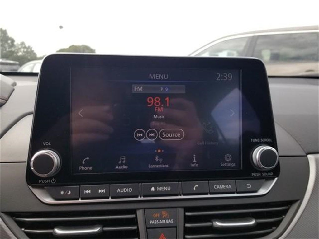 2025 Nissan Altima 2.5 SR