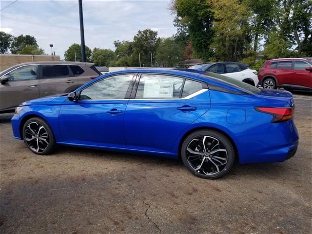 2025 Nissan Altima 2.5 SR