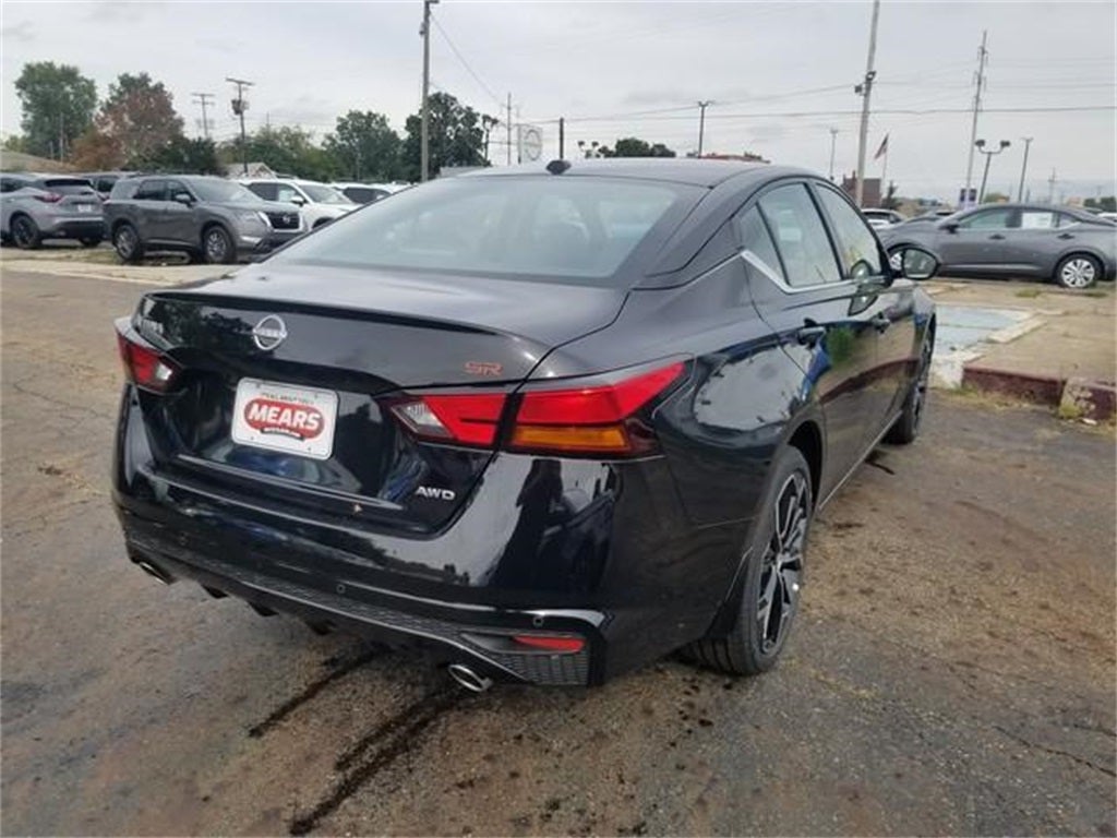 2025 Nissan Altima 2.5 SR