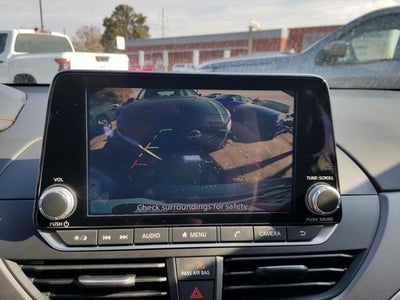 2025 Nissan Altima 2.5 SR