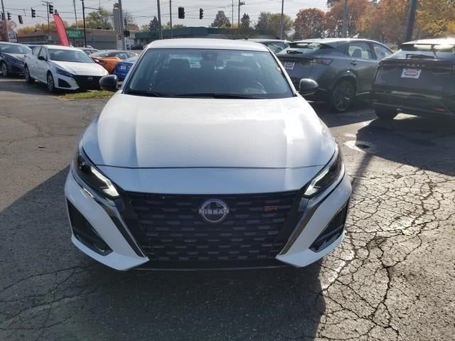 2025 Nissan Altima 2.5 SR