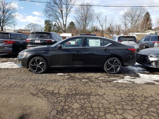 2025 Nissan Altima 2.5 SR