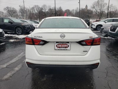 2025 Nissan Altima 2.5 SR