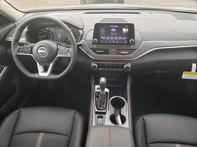 2025 Nissan Altima 2.5 SR