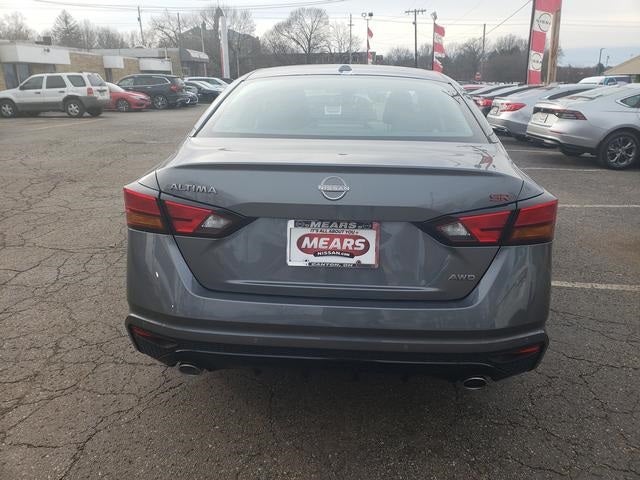 2025 Nissan Altima 2.5 SR