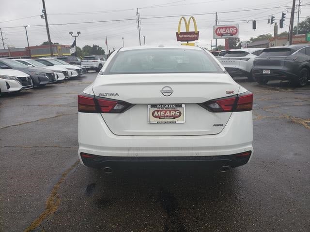 2025 Nissan Altima 2.5 SR