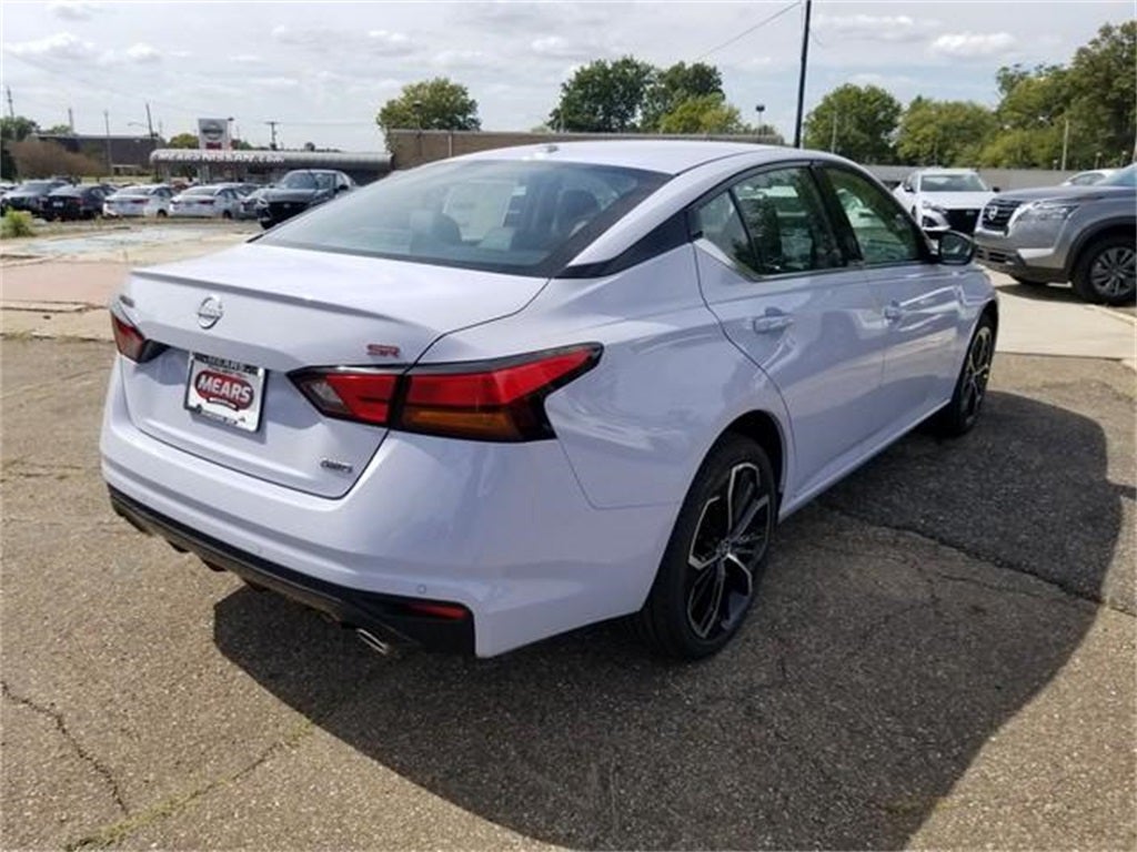 2025 Nissan Altima 2.5 SR