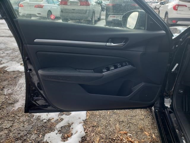 2025 Nissan Altima 2.5 SL