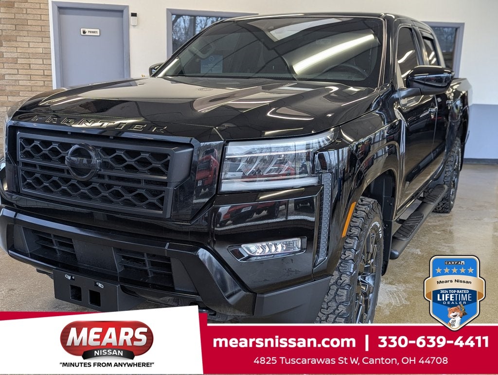 2023 Nissan Frontier SV Midnight Edition