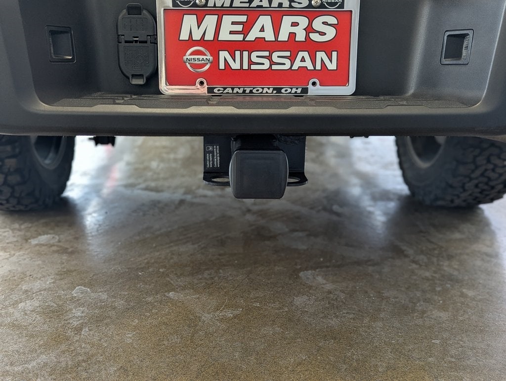 2023 Nissan Frontier SV Midnight Edition