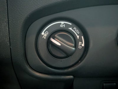 2023 Nissan Frontier SV Midnight Edition