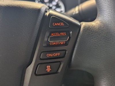 2023 Nissan Frontier SV Midnight Edition