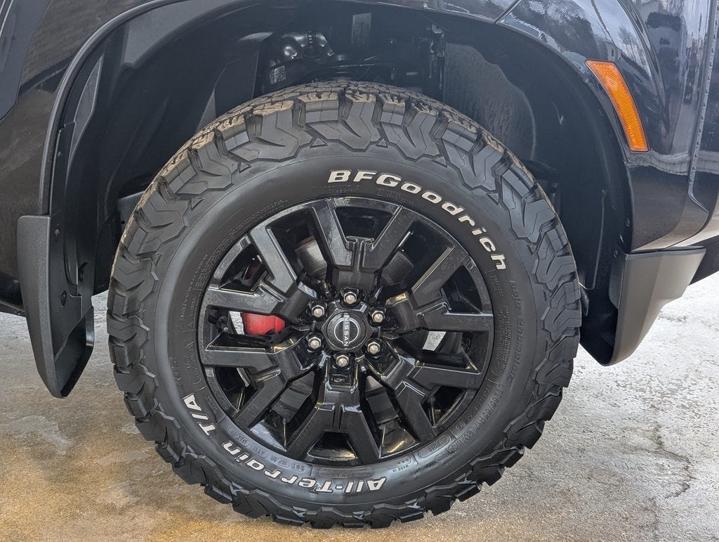 2023 Nissan Frontier SV Midnight Edition