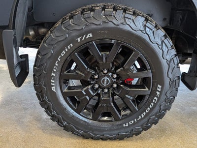 2023 Nissan Frontier SV Midnight Edition