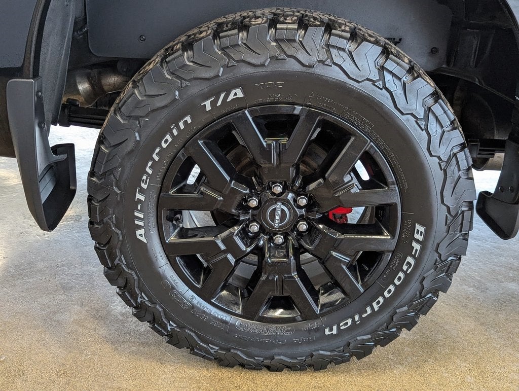 2023 Nissan Frontier SV Midnight Edition