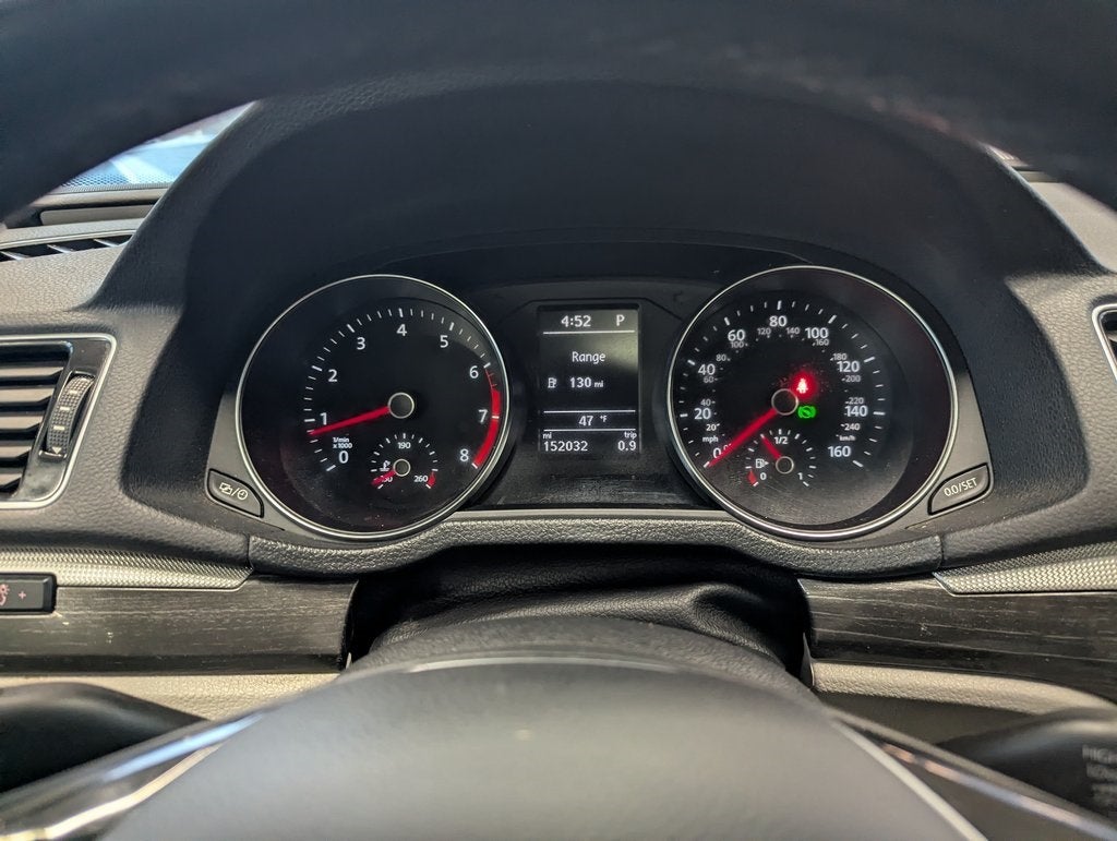 2016 Volkswagen Passat 1.8T SE