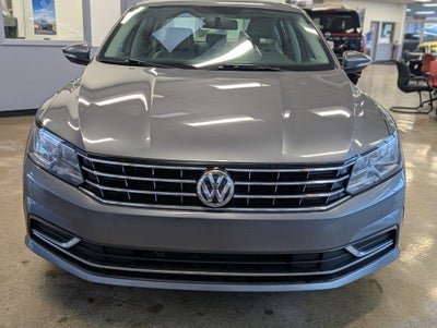 2016 Volkswagen Passat 1.8T SE