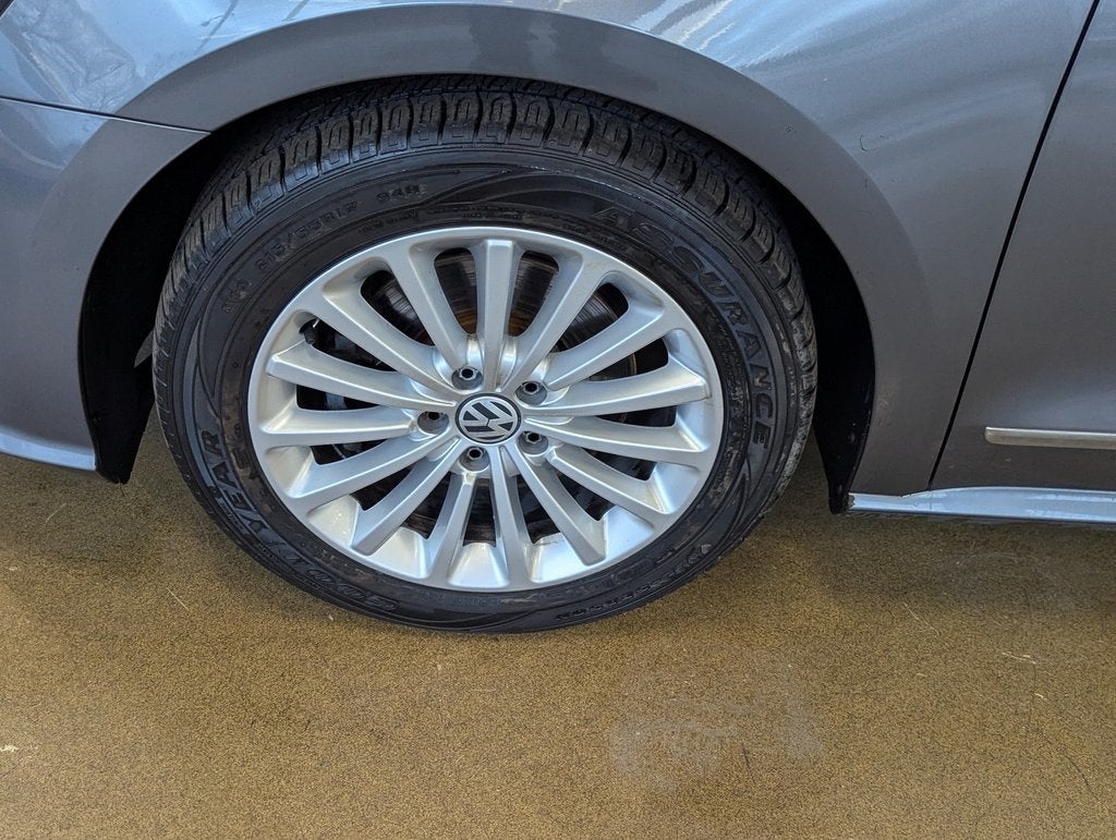 2016 Volkswagen Passat 1.8T SE