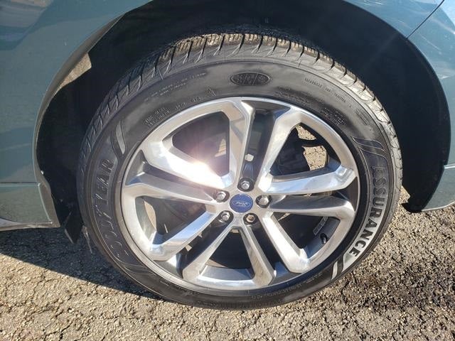 2016 Ford Edge Sport