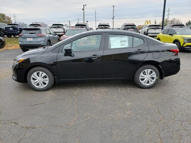 2025 Nissan Versa 1.6 S