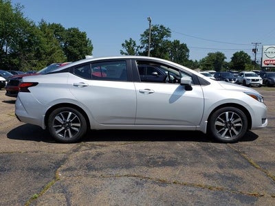 2025 Nissan Versa 1.6 SV