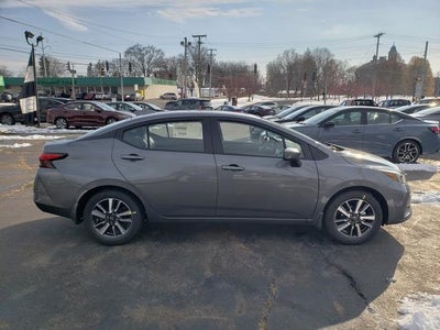 2025 Nissan Versa 1.6 SV