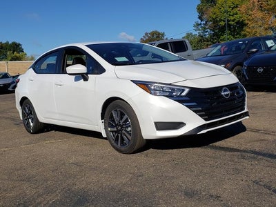 2025 Nissan Versa 1.6 SV