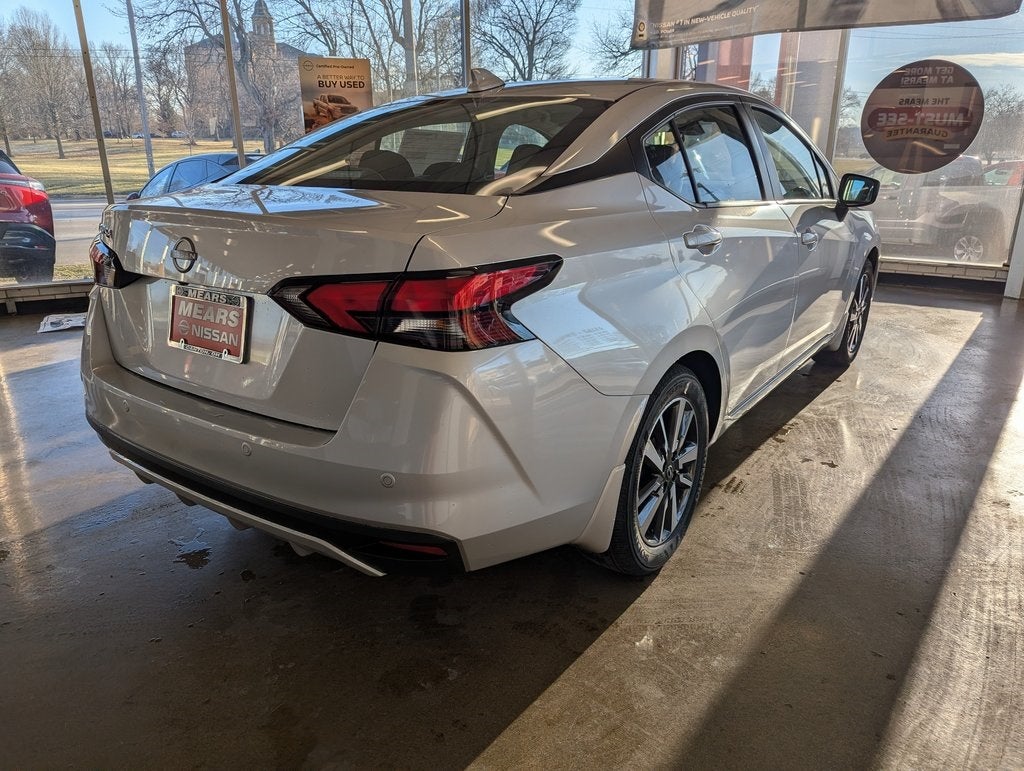 2025 Nissan Versa 1.6 SV