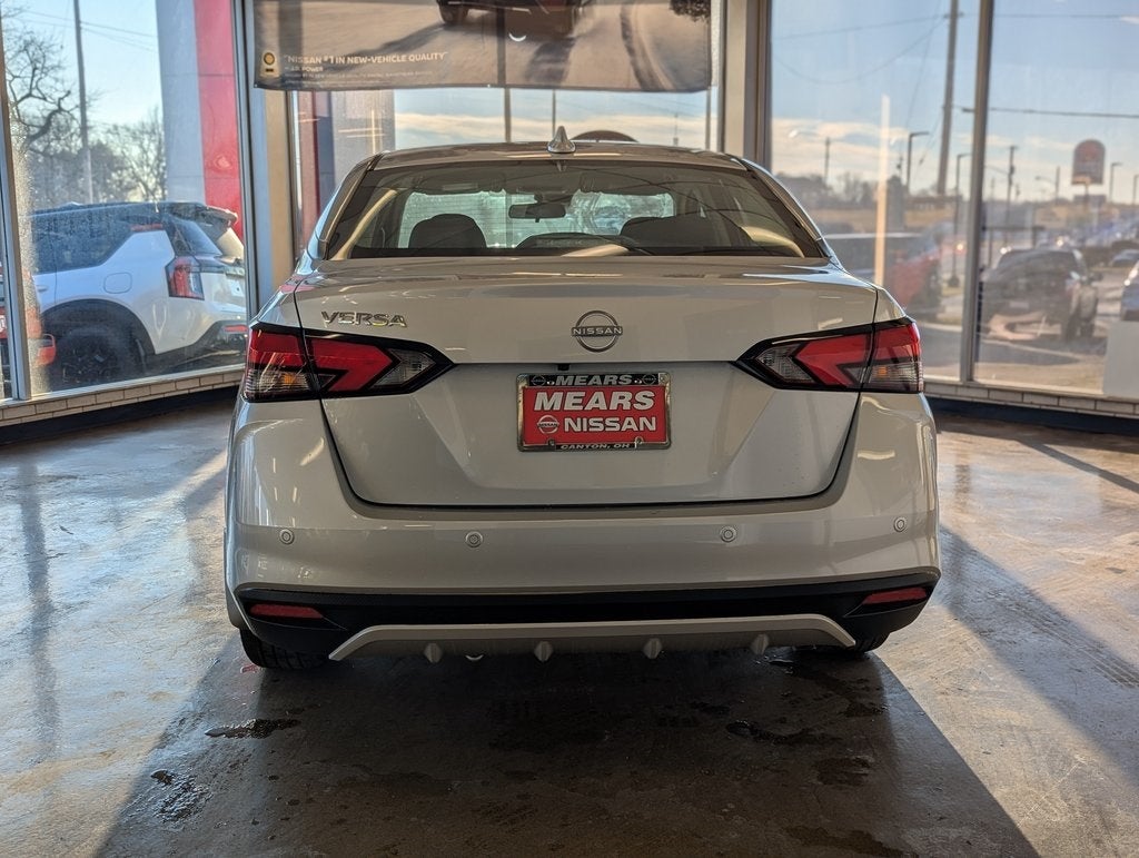 2025 Nissan Versa 1.6 SV