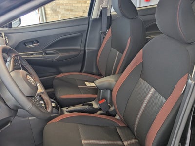 2025 Nissan Versa 1.6 SR