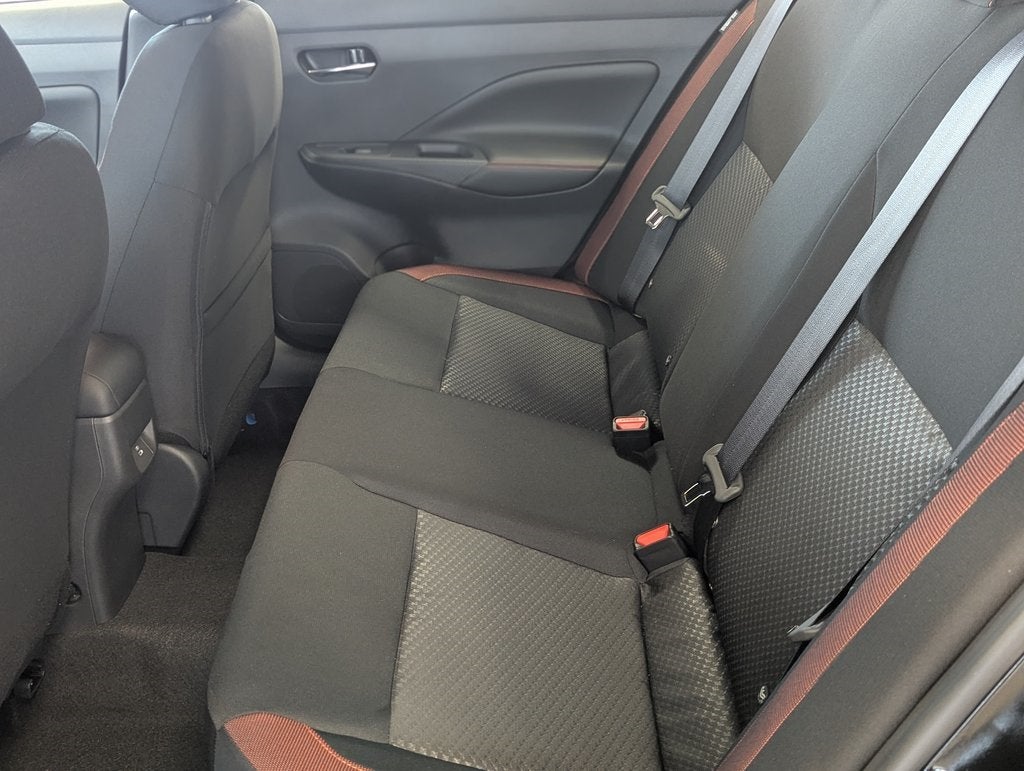 2025 Nissan Versa 1.6 SR