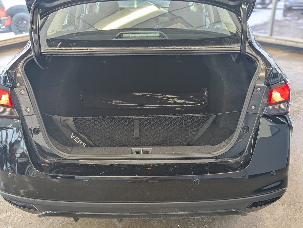 2025 Nissan Versa 1.6 SR