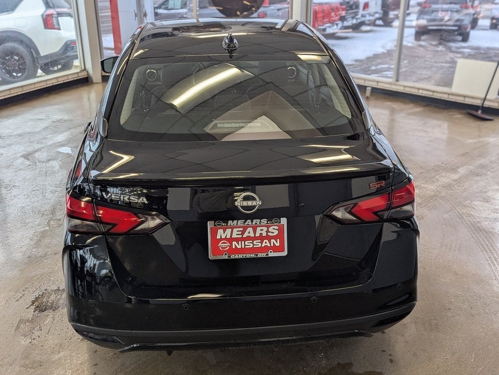 2025 Nissan Versa 1.6 SR