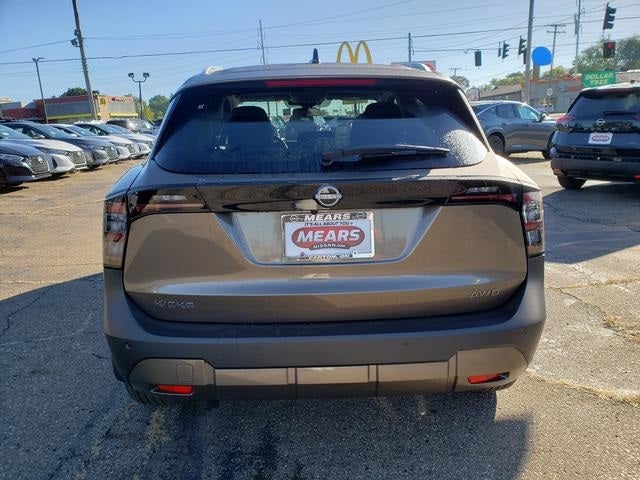 2026 Nissan Kicks SV