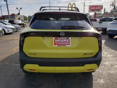 2026 Nissan Kicks SR