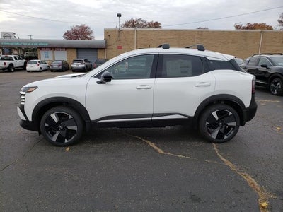 2026 Nissan Kicks SR