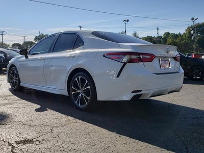 2018 Toyota Camry SE