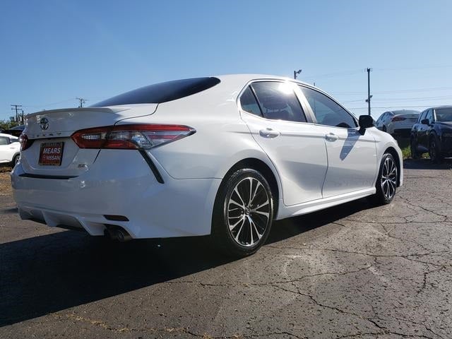 2018 Toyota Camry SE