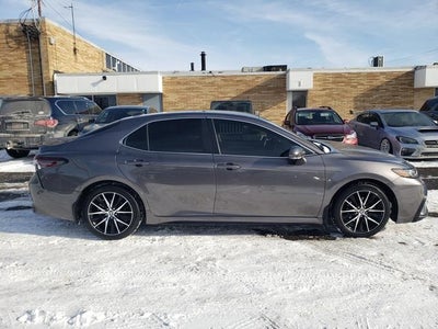 2023 Toyota Camry SE
