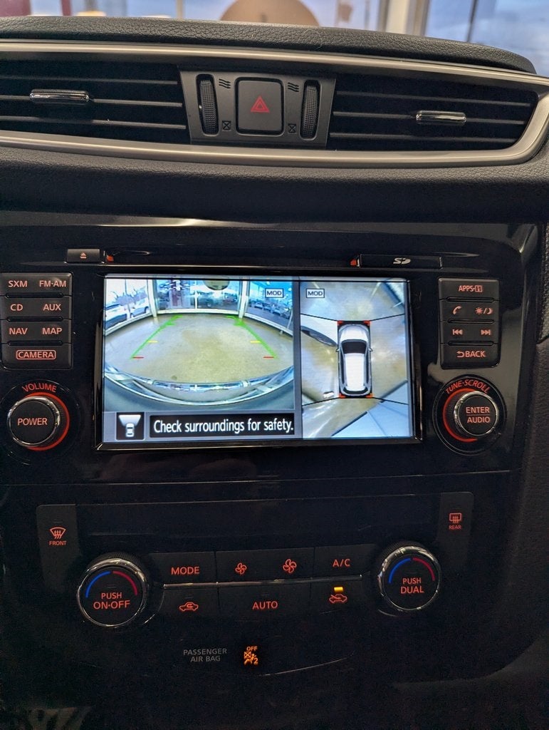 2016 Nissan Rogue SL Premium