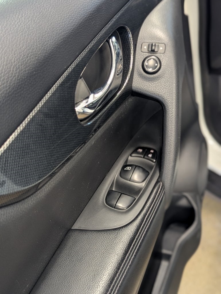 2016 Nissan Rogue SL Premium