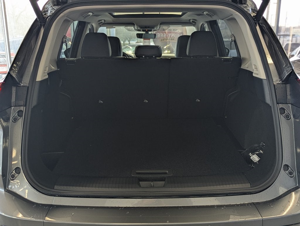 2026 Nissan Rogue SV Dark Armor