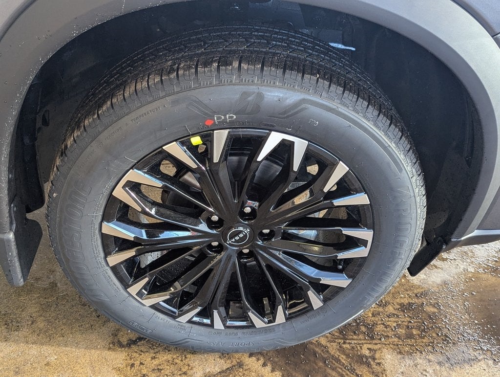 2026 Nissan Rogue SV Dark Armor