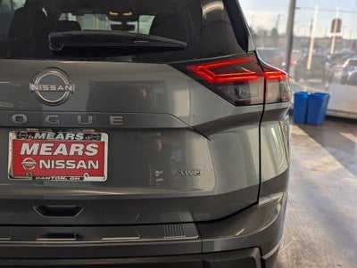 2026 Nissan Rogue SV