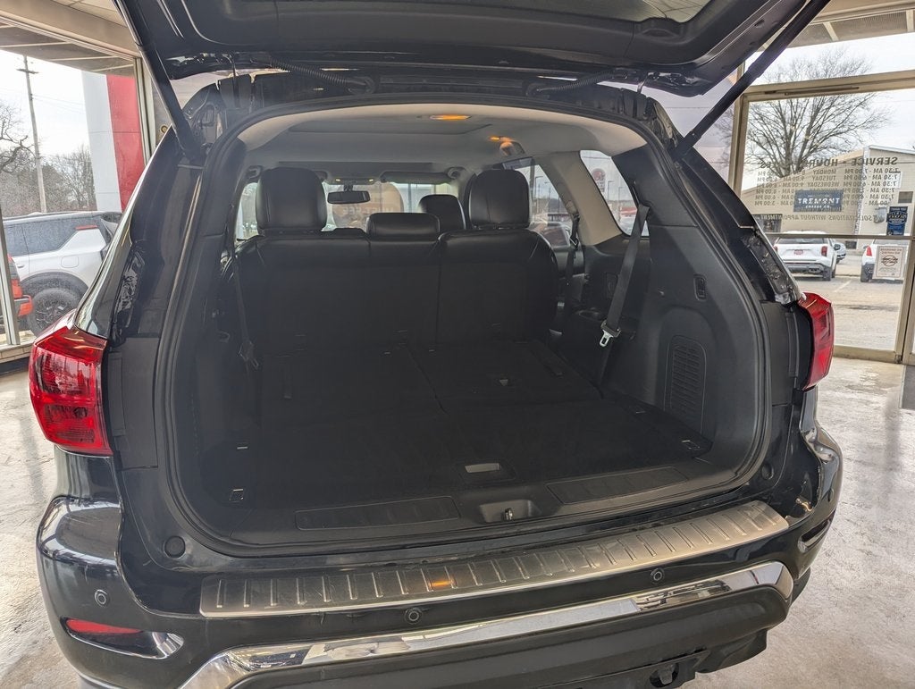 2017 Nissan Pathfinder Platinum