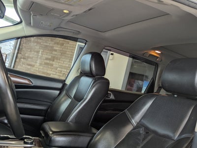 2017 Nissan Pathfinder Platinum