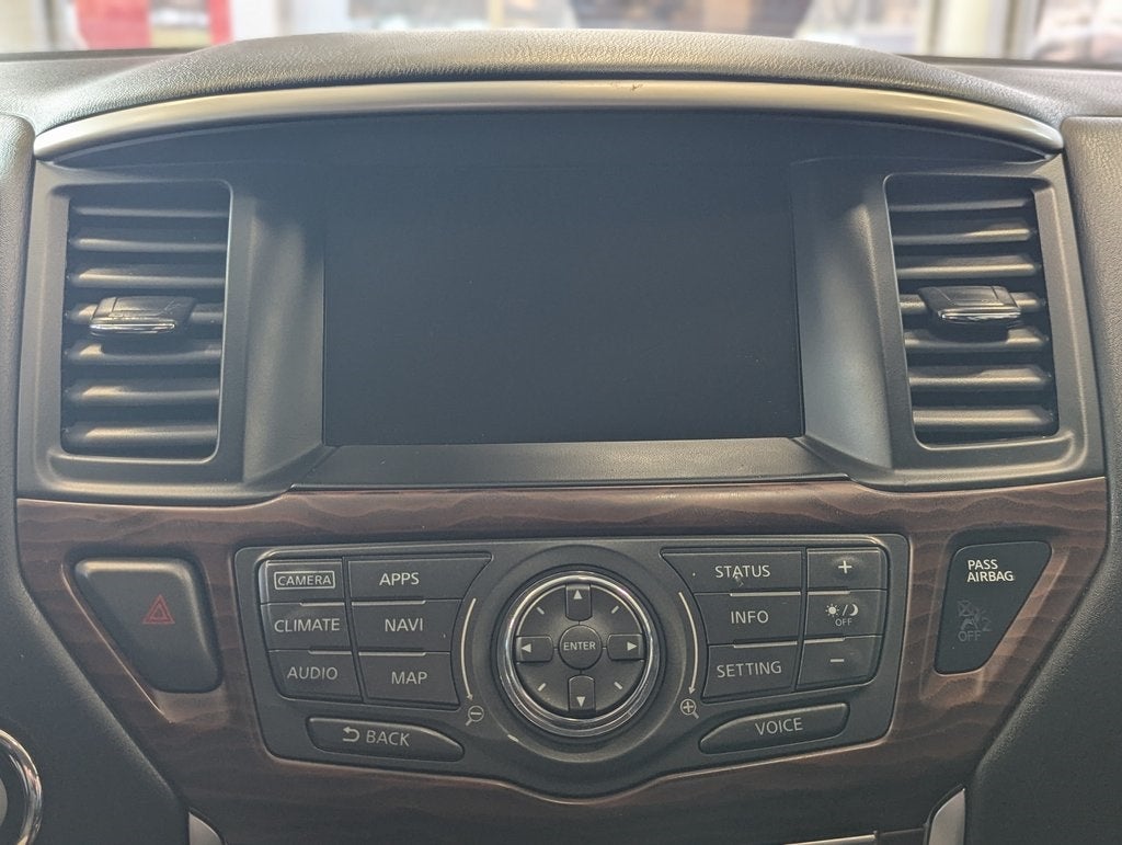 2017 Nissan Pathfinder Platinum