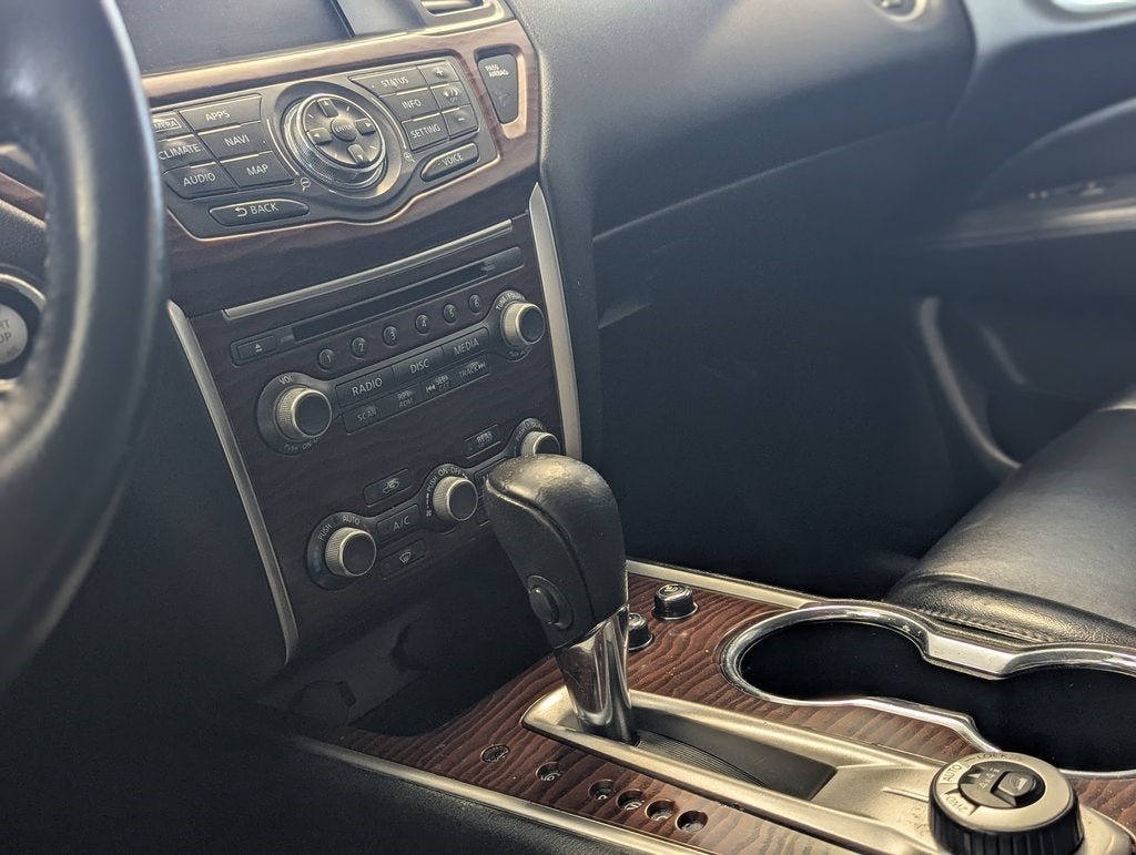 2017 Nissan Pathfinder Platinum