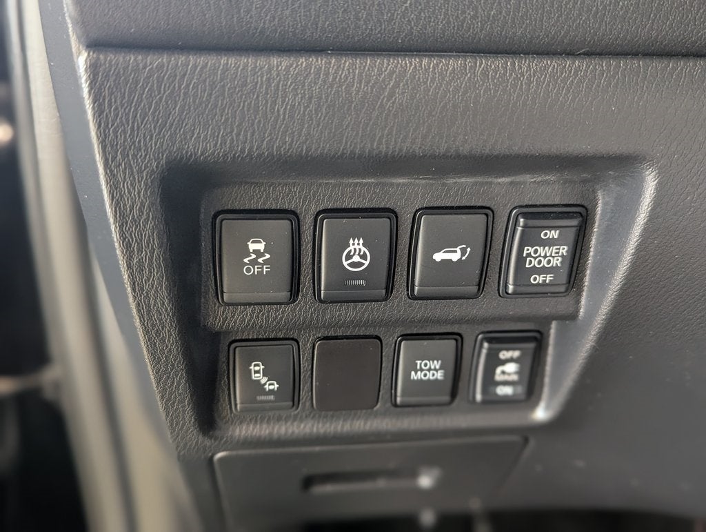 2017 Nissan Pathfinder Platinum