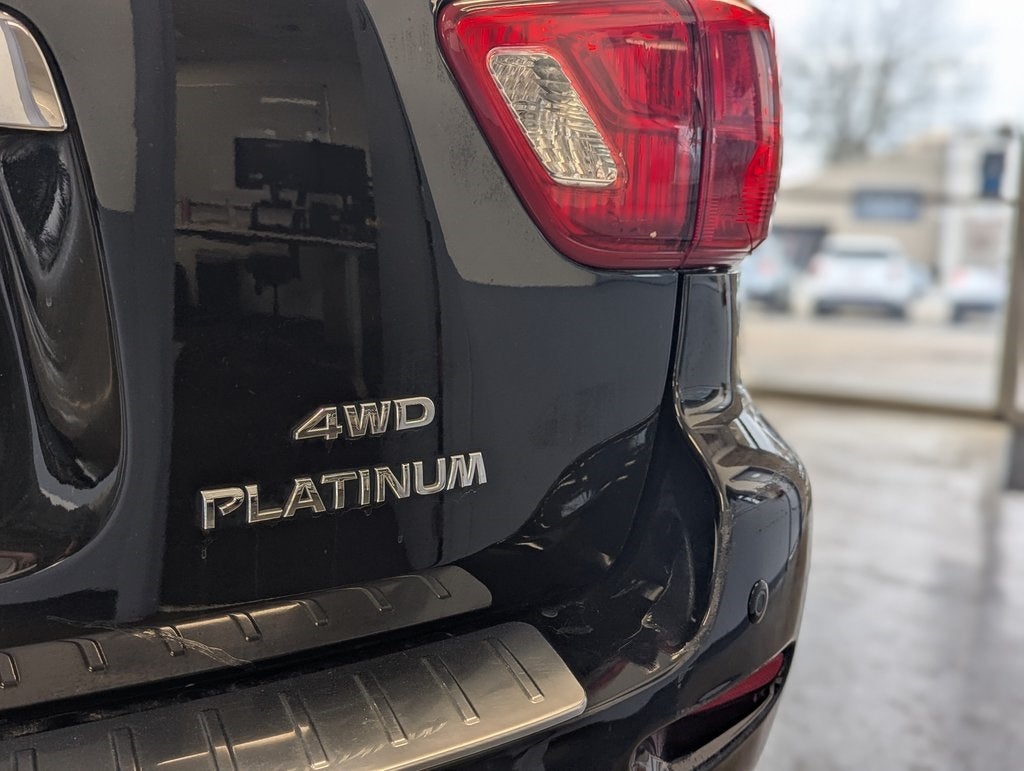 2017 Nissan Pathfinder Platinum